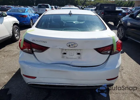 2015 Hyundai Elantra Se z USA, uszkodzony, nr VIN 5NPDH4AE7FH622702